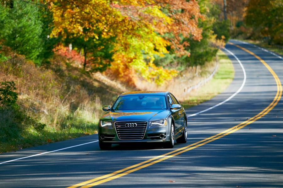  Audi S8 (D4) 2012 года  (NA) (фото 33 из 53)